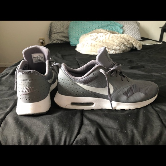 Nike Air Max Tavas - Picture 2 of 4